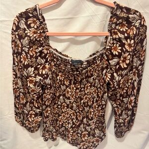 American Eagle Women’s Brown Floral Smocked cottage Top -size M